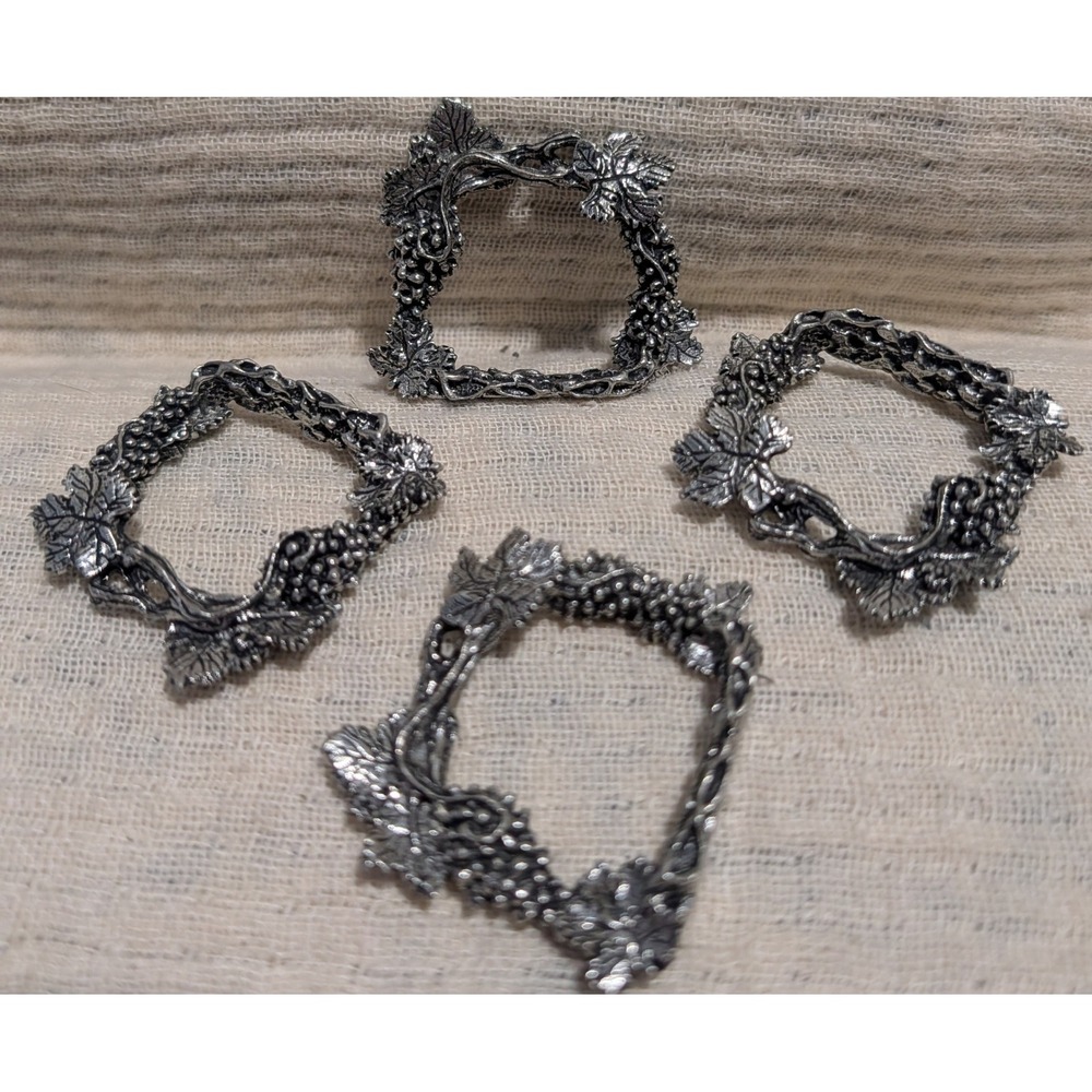 Set of 4 Silver Tone Grape Leaf Napkin Rings Holders Elegant Table Decor